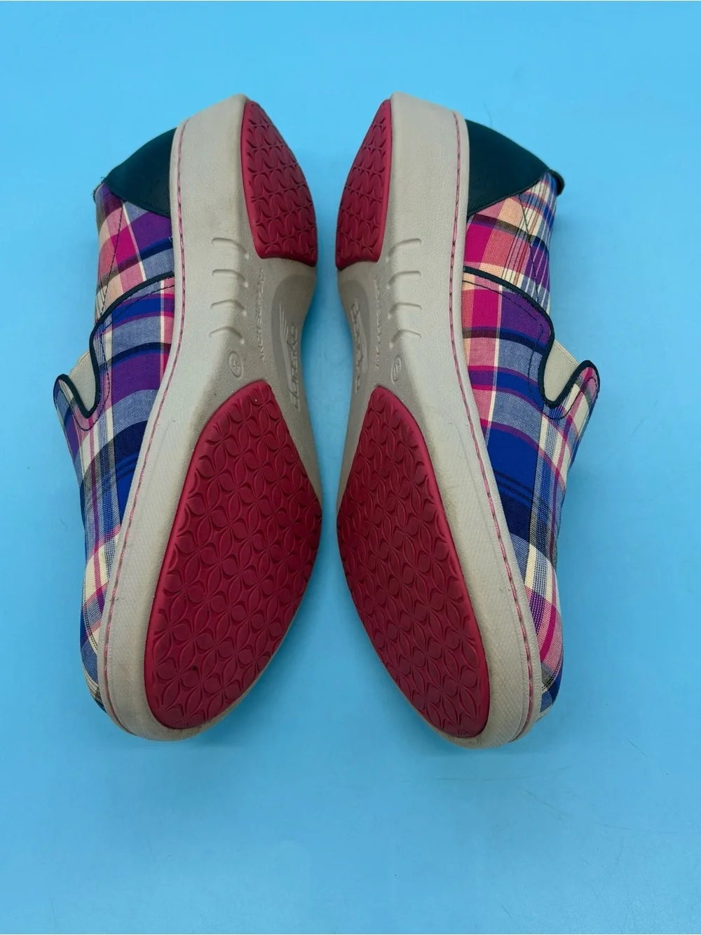 Dansko Belle Madras Plaid Canvas Slip On Comfort Sneakers Size 10.5 / 41